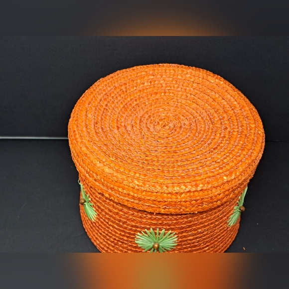 Mid Century Modern Woven Lidded Basket With Flowers - Picture 6 of 6